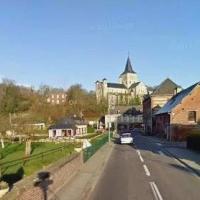 Hericourt en caux seine maritime l entree du village par rue st riquier