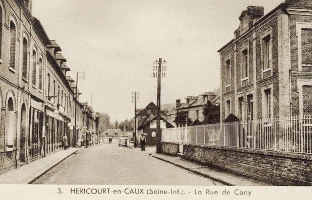 Hericourt en caux seine maritime la grande rue cpa