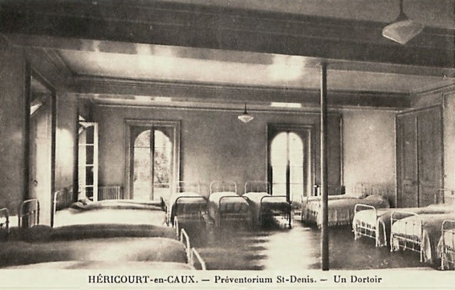 Hericourt en caux seine maritime preventorium dortoir cpa