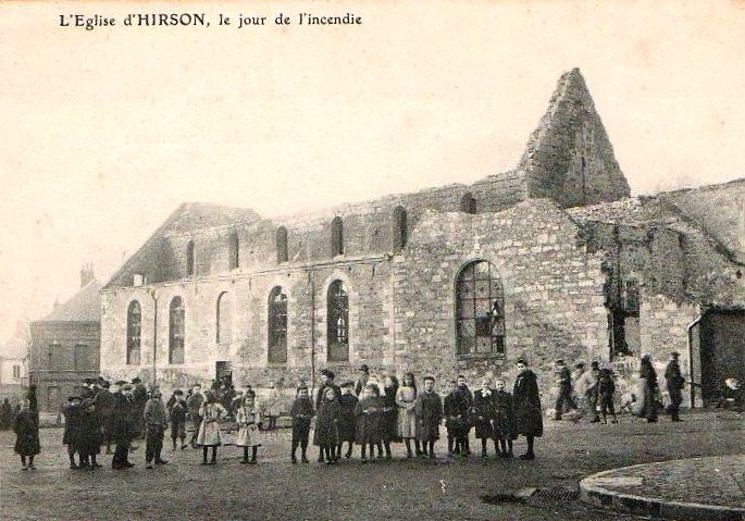 Hirson (Aisne) CPA l'église incendiée en 1906