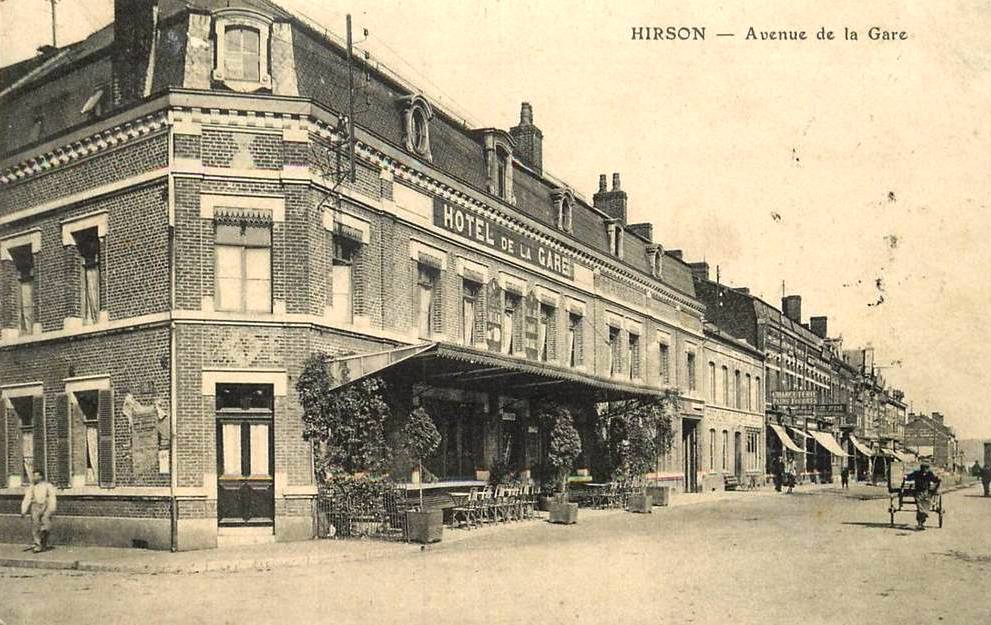 Hirson (Aisne) CPA l'hôtel de la Gare