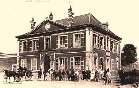 Hirson (Aisne) CPA l'ancien hôtel de ville