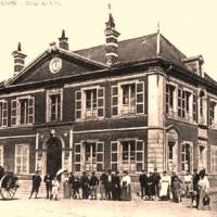Hirson (Aisne) CPA l'ancien hôtel de ville