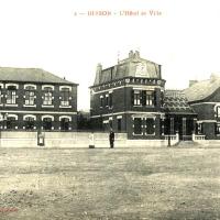 Hirson (Aisne) CPA l'ancien hôtel de ville