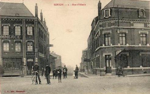 Hirson (Aisne) CPA l'Hôtel du Commerce et la rue d'Alsace