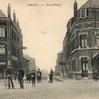 Hirson (Aisne) CPA l'Hôtel du Commerce et la rue d'Alsace