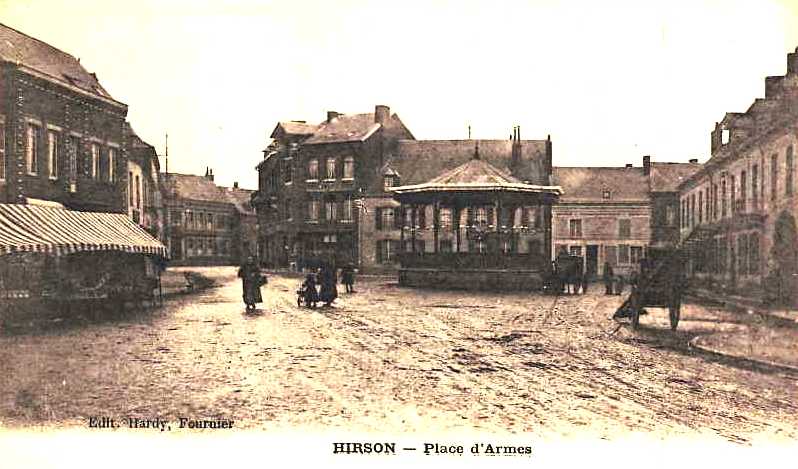 Hirson (Aisne) CPA la Place d'armes