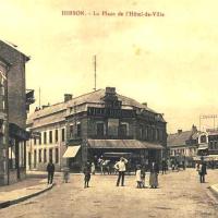 Hirson (Aisne) CPA la place de l'hôtel de ville