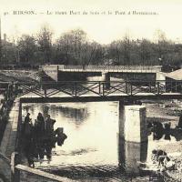 Hirson (Aisne) CPA le pont de bois et le pont Hermisson