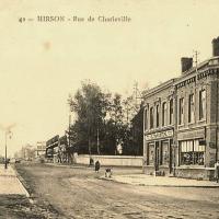 Hirson (Aisne) CPA la rue de Charleville