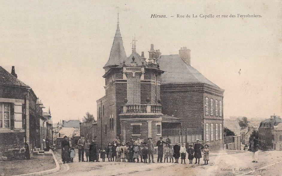 Hirson (Aisne) CPA la rue de la Capelle 