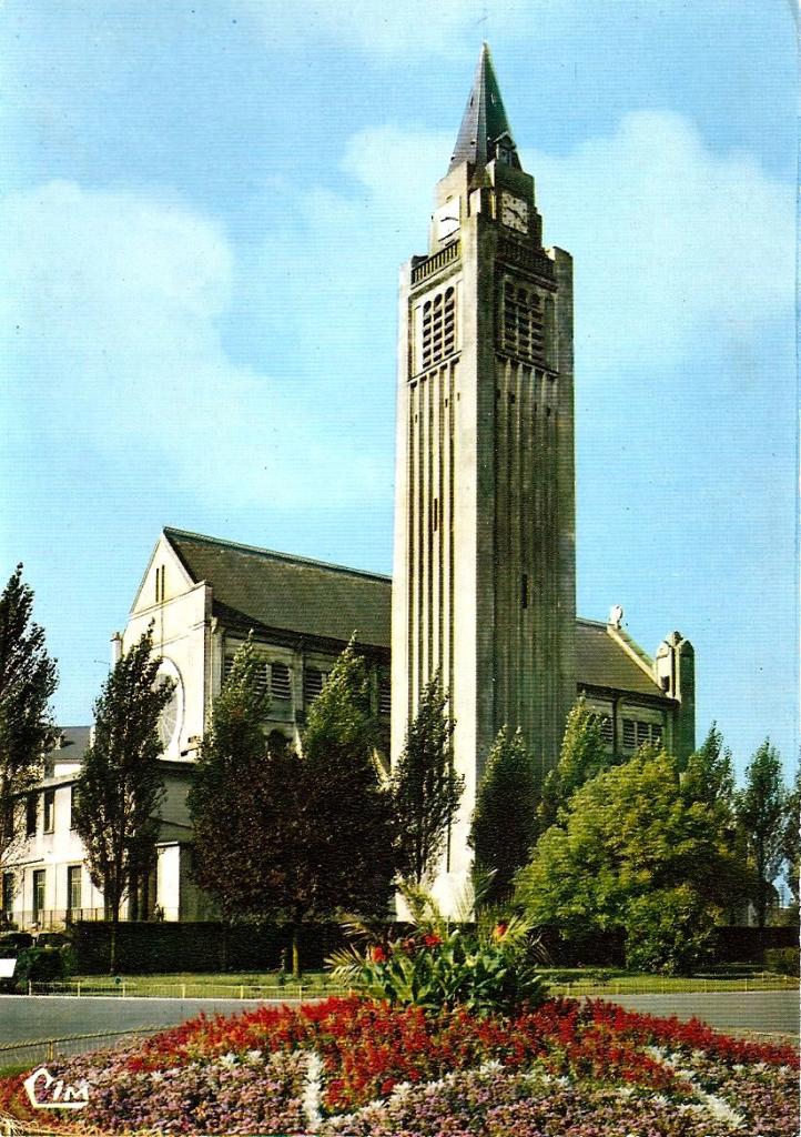 Hirson (Aisne) L'église Sainte-Thérèse-de-l'enfant-Jésus