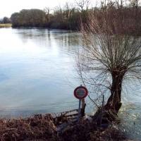 Inor (Meuse) La Meuse en crue