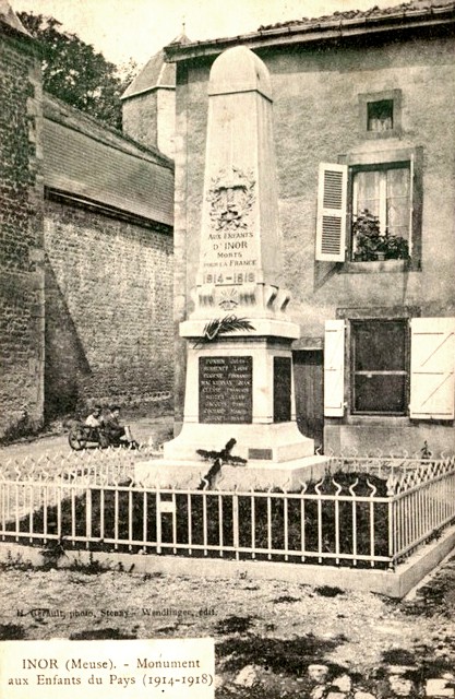 Inor (Meuse) Le monument aux morts CPA