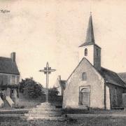 Isenay (Nièvre) L'église Sainte-Marie-Madeleine CPA