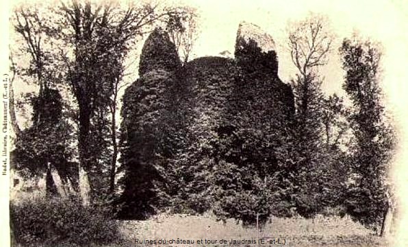 Jaudrais (28) Les ruines du château CPA