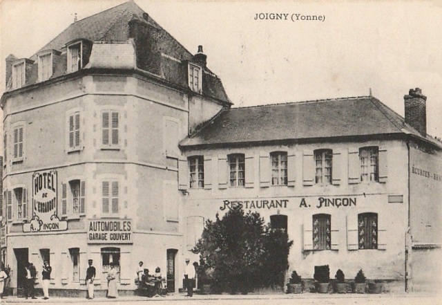 Joigny (89) L'hôtel de l'Escargot CPA