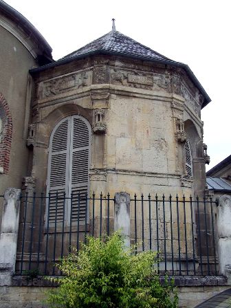 Joigny (89) La chapelle des Ferrand