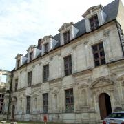 Joigny (89) Le château des Gondi