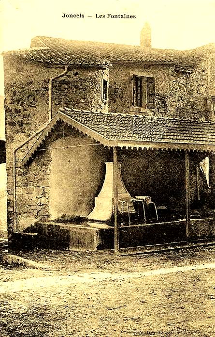 Joncels (Hérault) Les fontaines CPA