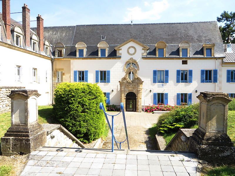 Juvigny-sur-Loison (Meuse) L'ancien pensionnat