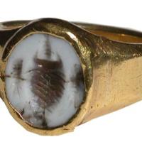 L'anneau d'Arnoul de Metz