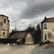 L'Epine-aux-Bois (Aisne) Eglise et mairie