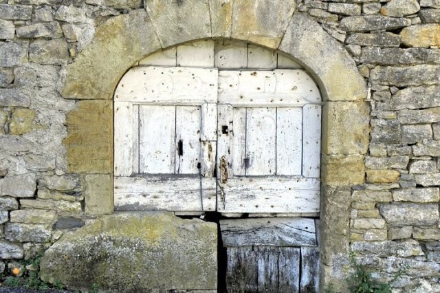 La bastide pradines aveyron le village