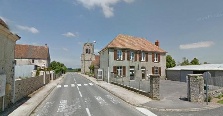 La Chapelle-sur-Chézy (Aisne) Mairie et église