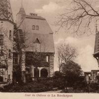 Le château, cour CPA