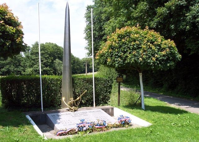 Laneuville sur meuse meuse le monument du pont gaudron