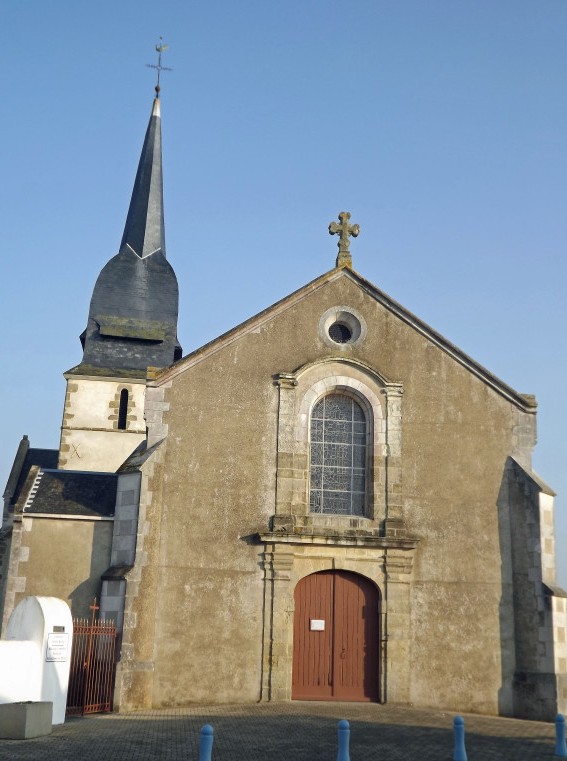 Le Perrier (Vendée) L'église Saint-Sauveur