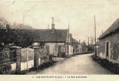 Les Châtelets (28) La rue principale CPA