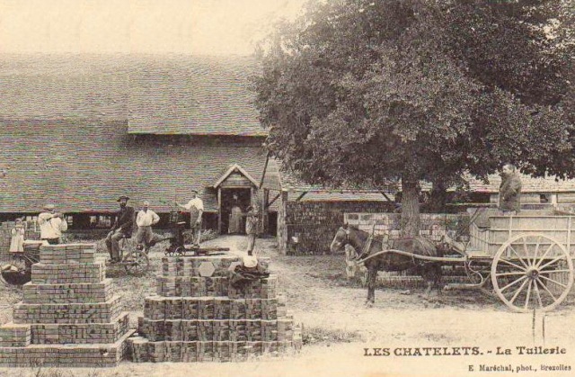 Les Châtelets (28) La Tuilerie CPA