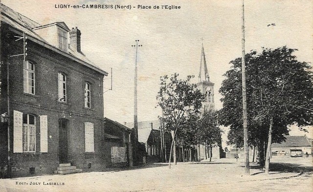 Ligny en cambresis 59 la place de l eglise cpa