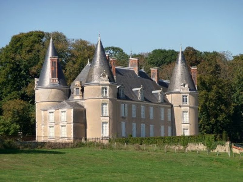 Limanton (Nièvre) Le château