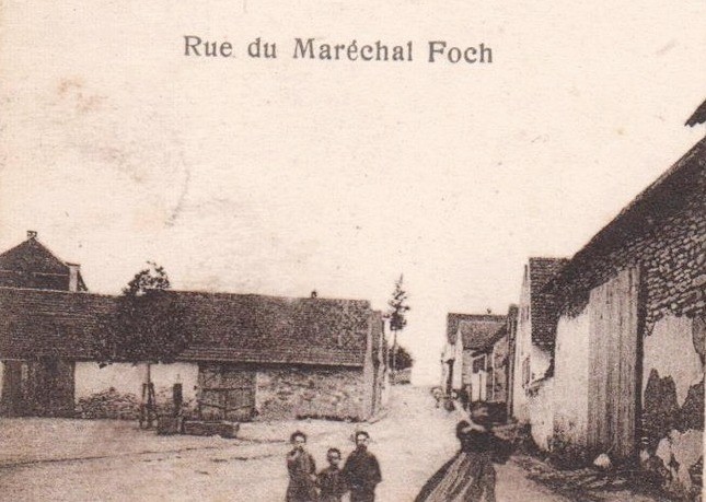 Lochwiller 67 la rue du ml foch cpa