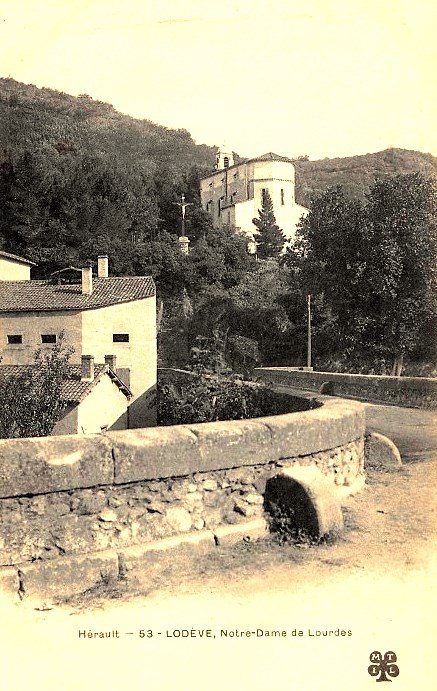 Lodève (Hérault) La chapelle N-D de Lourdes CPA