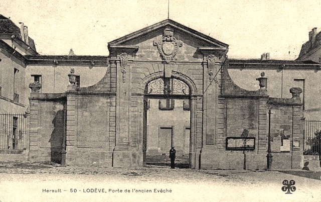 Hôtel de Ville et ancien évéché, cpa