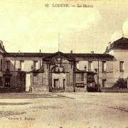 Lodève (Hérault) L'Hôtel de Ville CPA