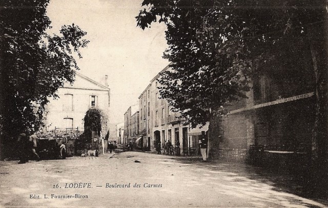 Bld des Carmes, cpa