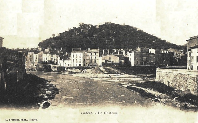 Vue sur la ville, cpa