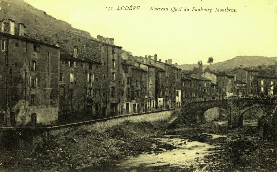 Lodève (Hérault) Le Faubourg Montbrun CPA