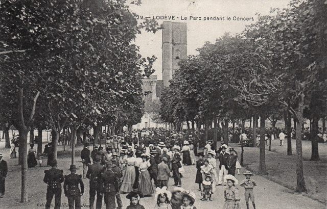 Parc, un concert, cpa