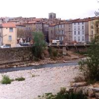Lodève, le 7 avenue Denfert, derrière la maison, vue sur la Lergue et la ville en 2005