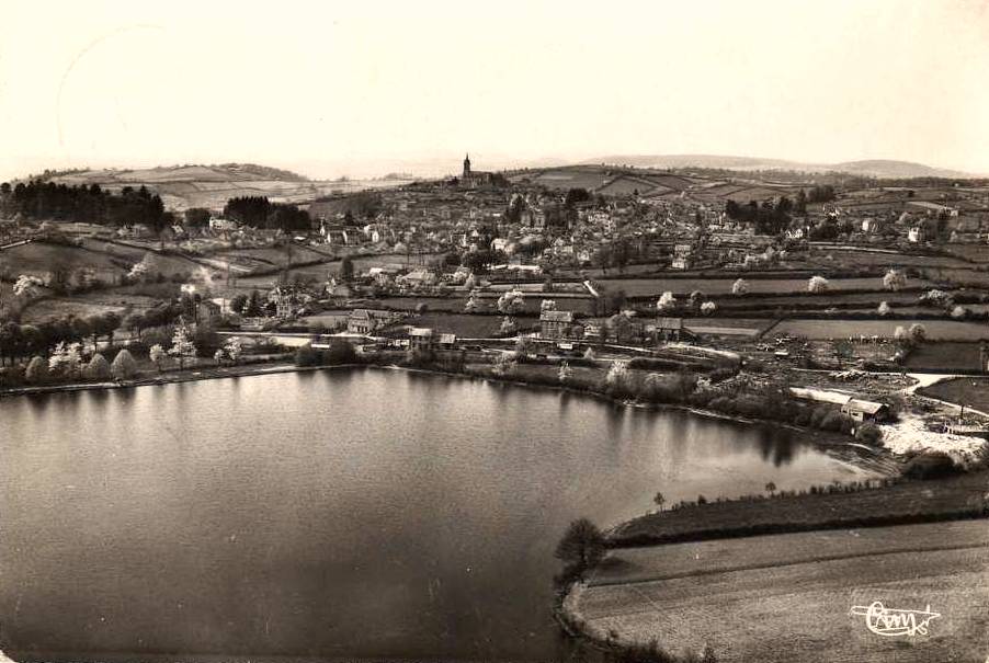 Lormes (Nièvre) L'étang du Goulot CPA