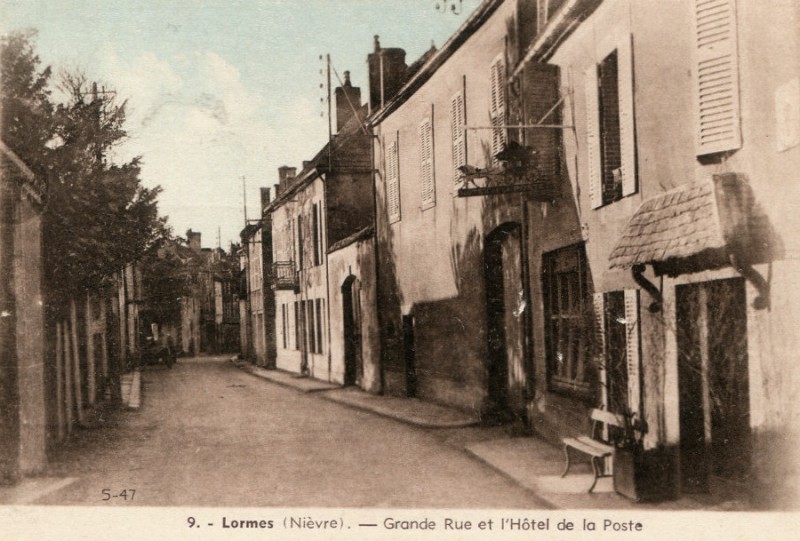 Lormes (Nièvre) La Grande Rue CPA