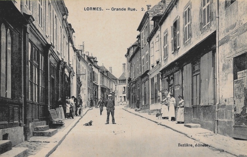 Lormes (Nièvre) La Grande Rue CPA