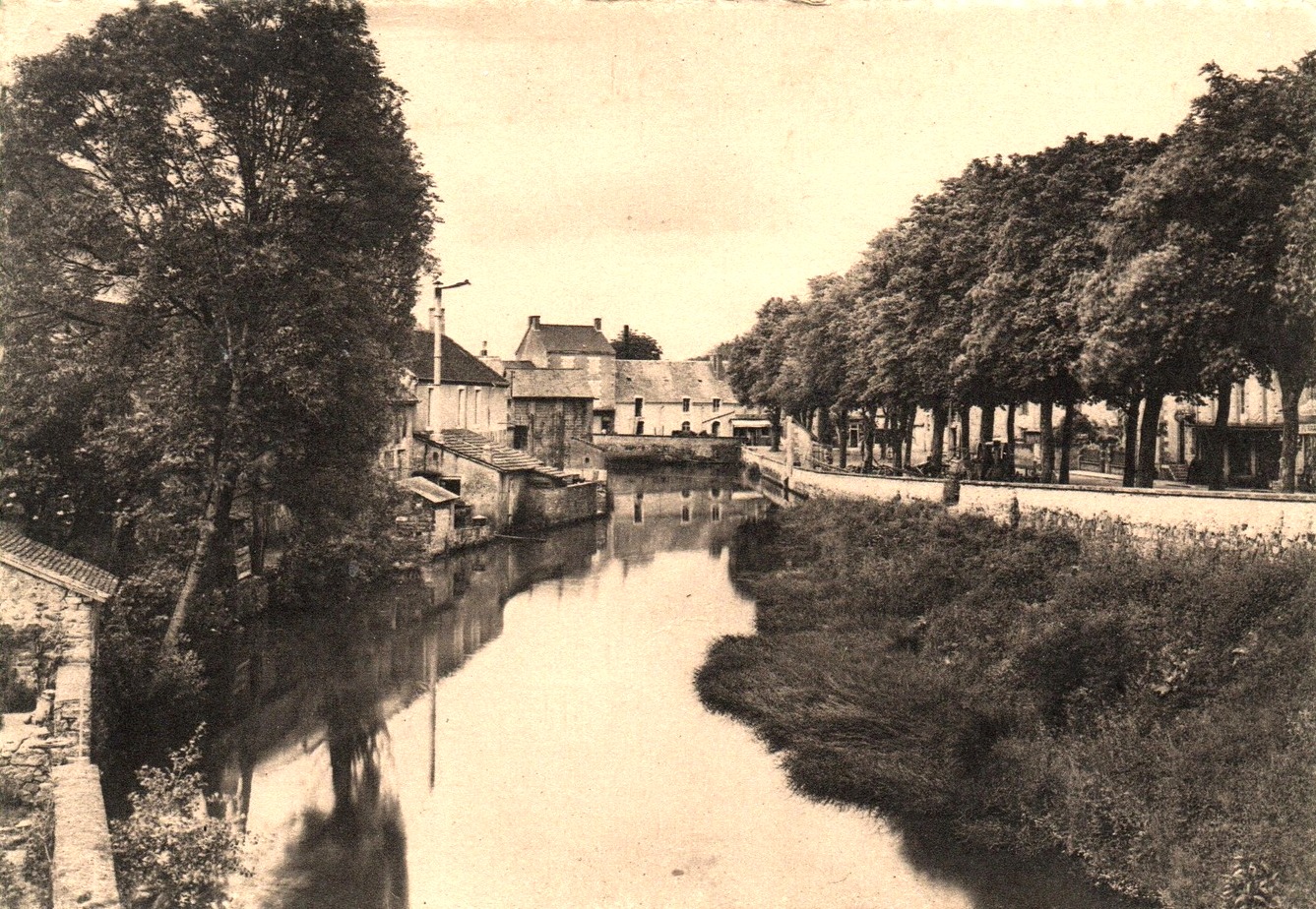 Luzy (Nièvre) L'Alène CPA