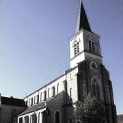 Luzy (Nièvre) L'église St Pierre